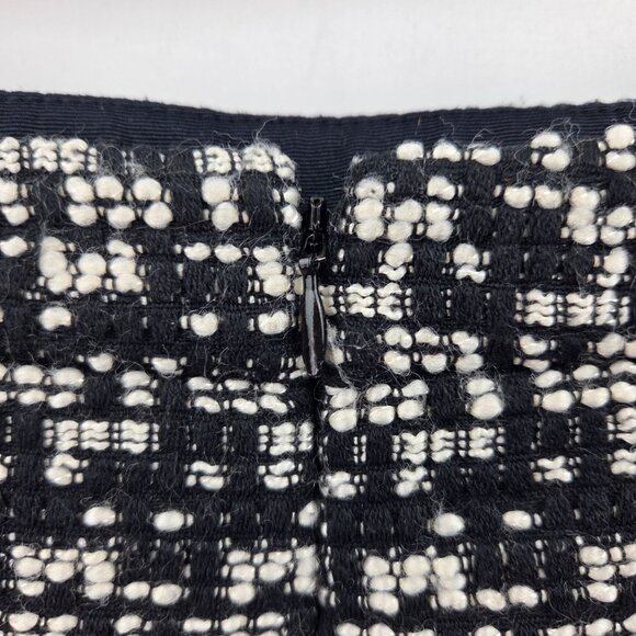 Ann Taylor Tweed Mini Skirt Black & White w/ Fringed Hem Size 8 - Picture 5 of 11